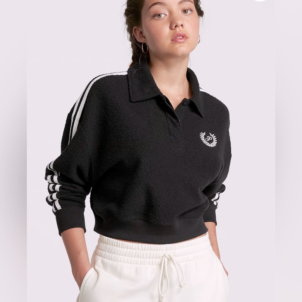 NEW REVERSE FLEECE CROPPED POLO SWEATSHIRT